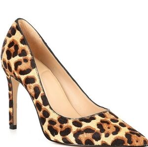 Gianni Bini Leopard print heels